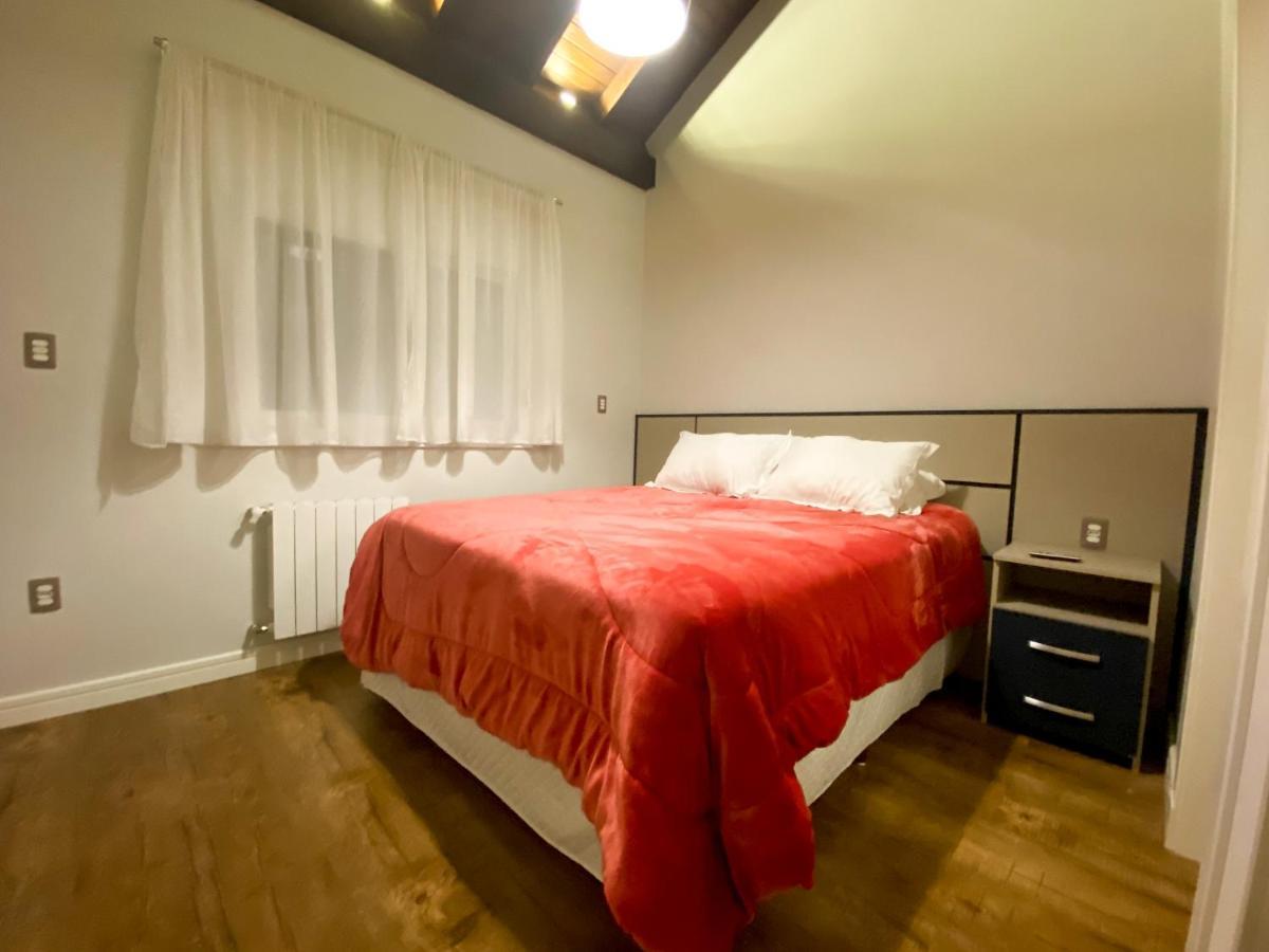 Duplex Com 03 Suites Em Gramado Eksteriør bilde